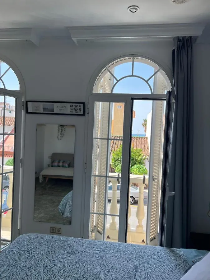 Appartement La Casa De Lola à Caleta De Velez Séjour chez l'habitant